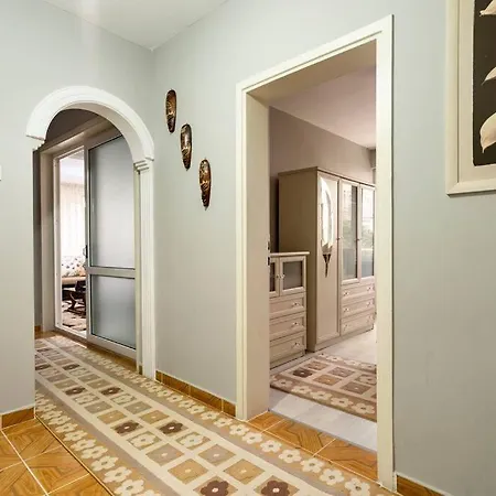 2+1 Daire. Heryereyakin,100 Mbps Internet,aile Evi Apartmán