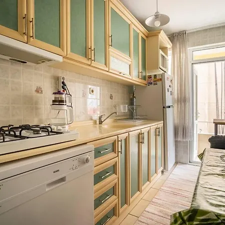 2+1 Daire. Heryereyakin,100 Mbps Internet,aile Evi