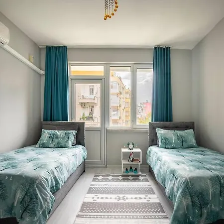 2+1 Daire. Heryereyakin,100 Mbps Internet,aile Evi * Antalya